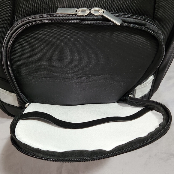 Gaming eSports Laptop Carry On Travel Backpack With Controller Foam Insert - Picture 4 of 16